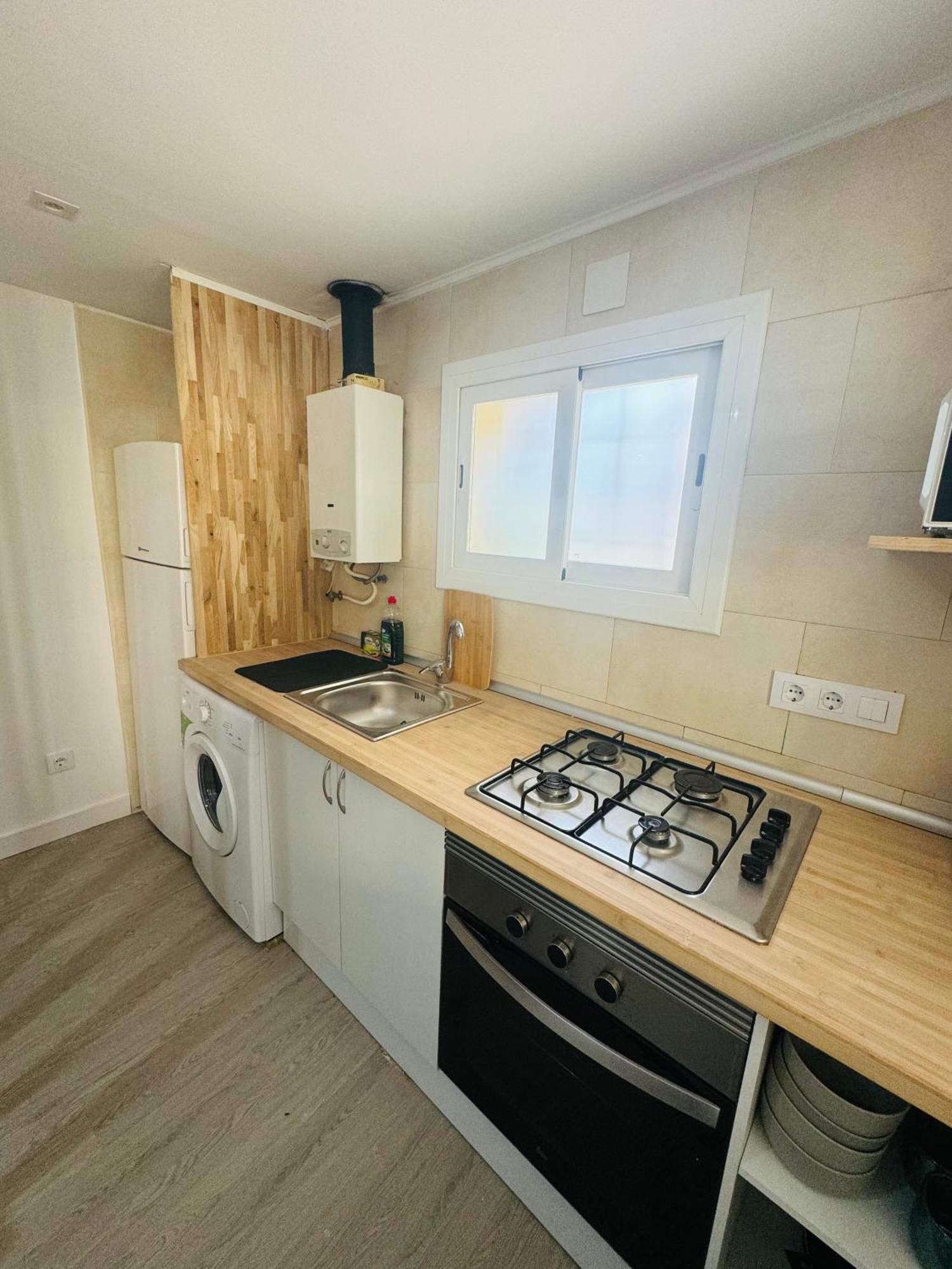 Apartamento Piso Con Jardin, De Playa Fenals